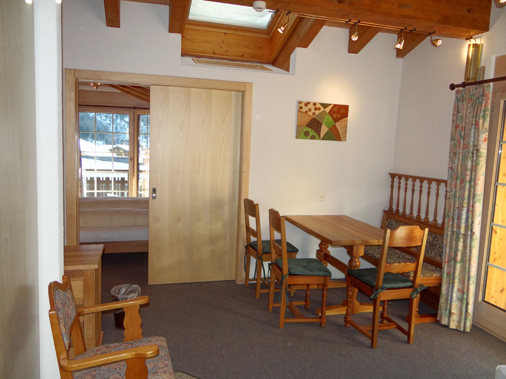 Familienzimmer BB für 2 bis 4 Personen alt